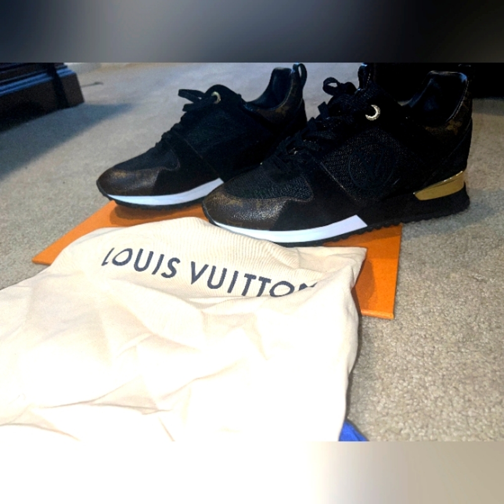 Louis Vuitton Black and Gold Sneakers authentic run away sneakers